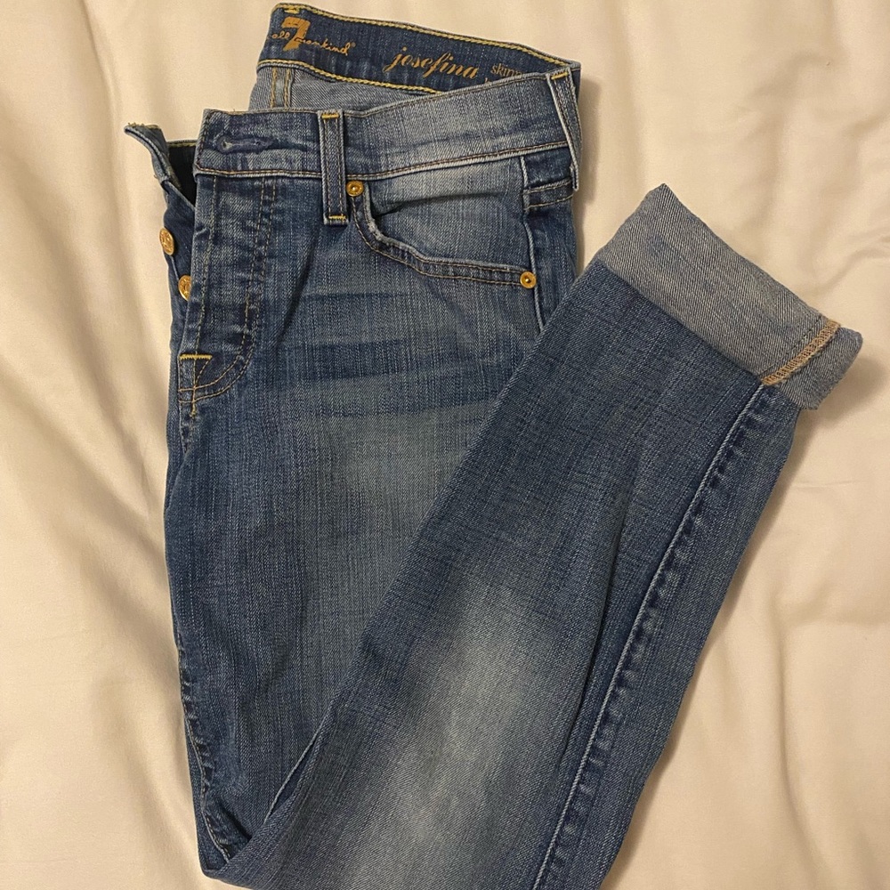 7 For All Mankind Josefina Skinny Boyfriend Jean Size 24, Excellent Condition